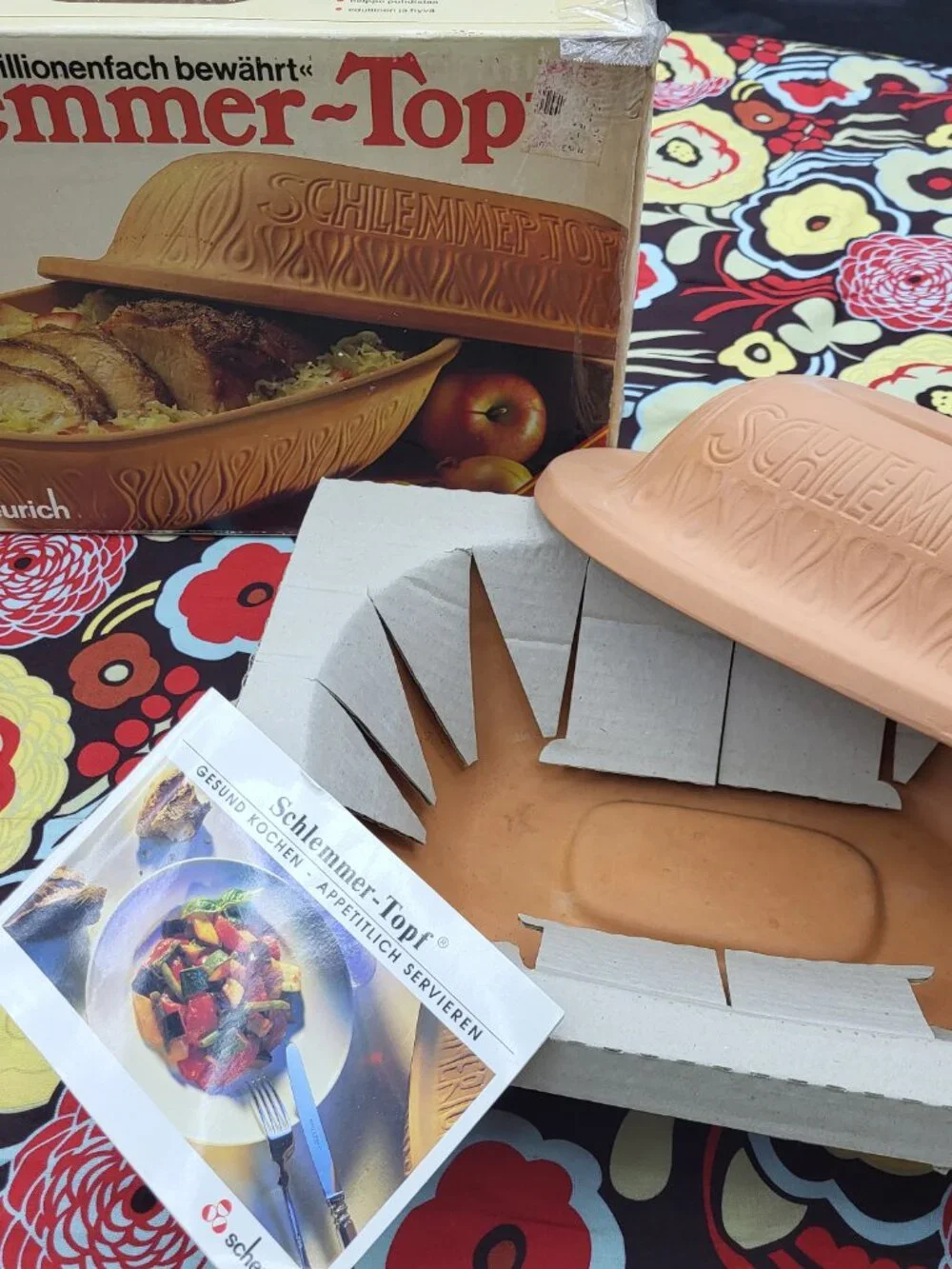 SchlemmerTopF Terracotta Clay Baker